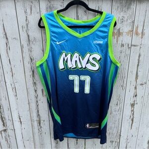 Dallas Mavericks Luka Doncic Swingman Basketball Jersey